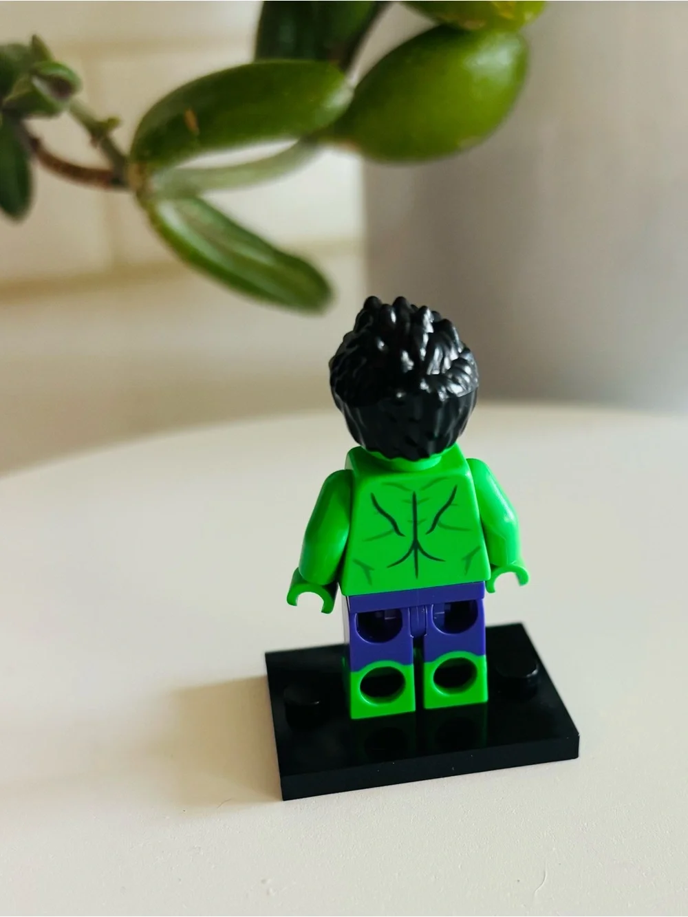 LEGO brand Marvel  Hulk figure